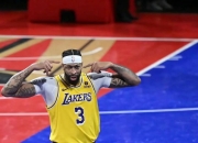 包含篮网爆发新星，黄蜂刷新纪录，浓眉哥球队迎来希望！的词条